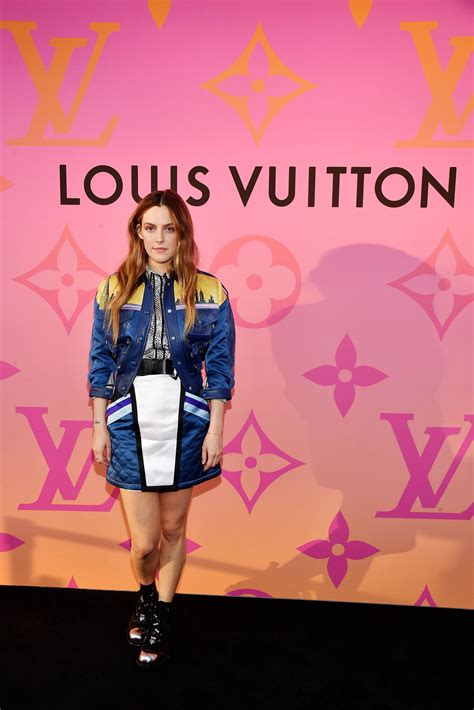 louis vuitton red carpet 2021